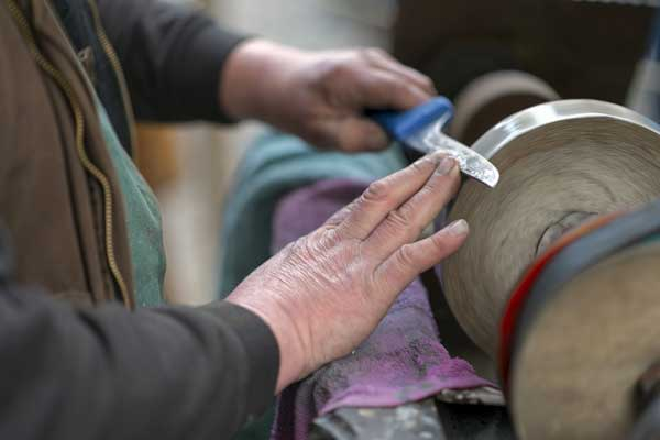 Messer- und Scherenschleifer bei Stilleben Ebern